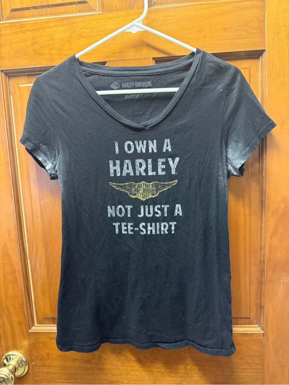 Harley-Davidson Black Tee with Gold and White Print